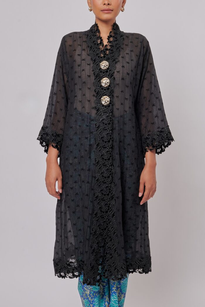 KEBAYA WAN NEN TOP IN BLACK