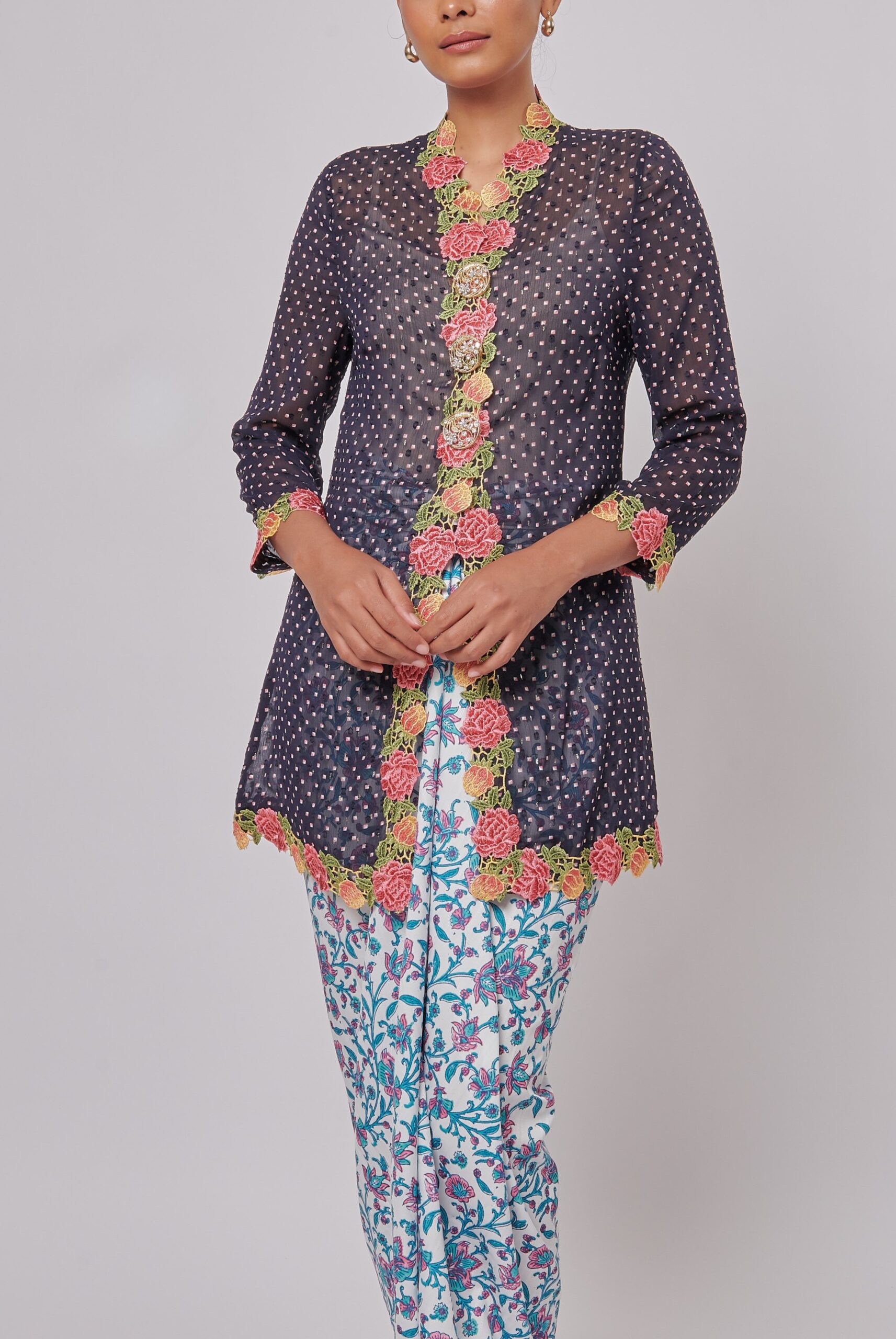 KEBAYA CHOR TOP IN BLUE