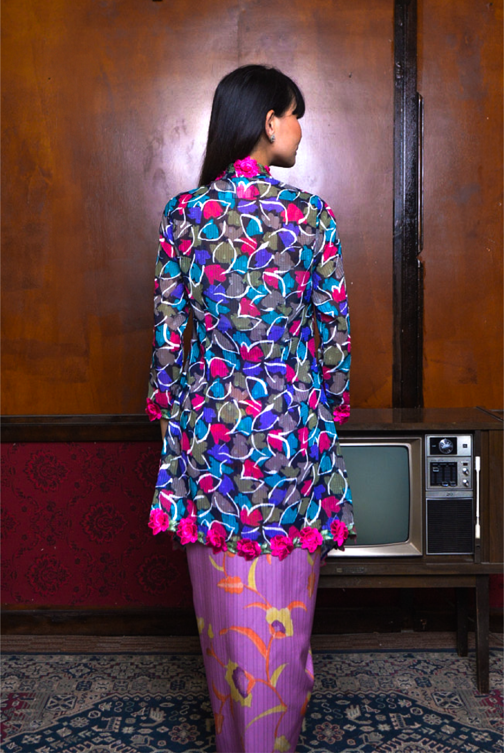 KEBAYA CIKGU ANOM TOP IN MULTICOLOUR - Image 3