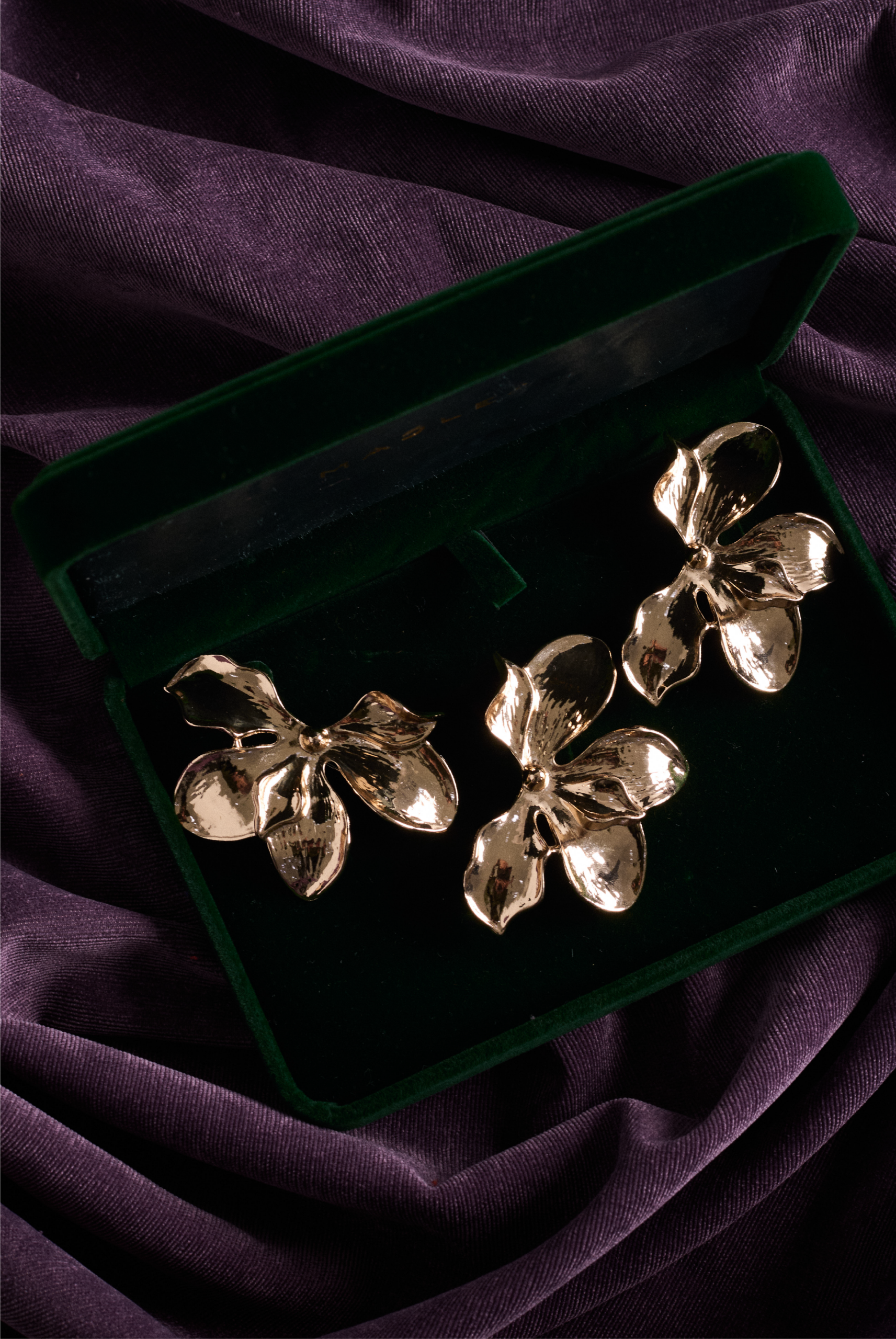 KERONGSANG LEMBAYUNG IN GOLD - Image 2